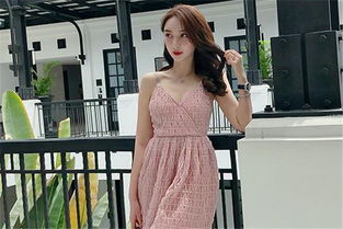 裸粉色衣服搭配什么颜色口红