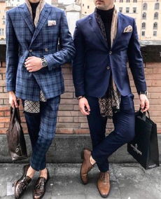 秃顶衣服搭配图