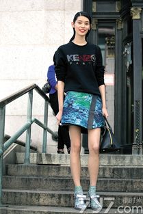 黑色裙子搭配什么衣服好看吗