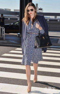 冬黑色短裙如何搭配衣服