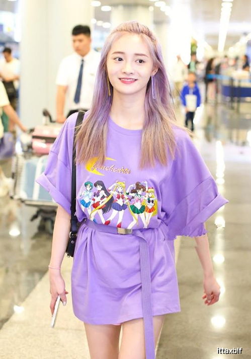 紫色衣服搭配什么颜色头发好看