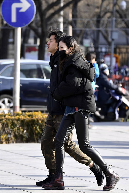 马丁靴男裤子怎么搭配衣服