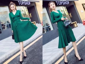 墨绿色凉鞋如何搭配衣服