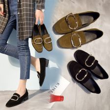 春秋款皮单鞋搭配衣服
