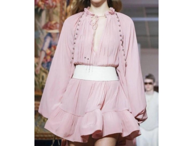 2023春夏服装流行款(2023春夏服装流行趋势)
