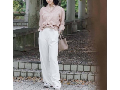 流行女白色裤子搭配(女白色裤子全部搭配图秋季
