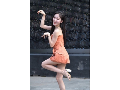 兔子舞穿什么衣服搭配