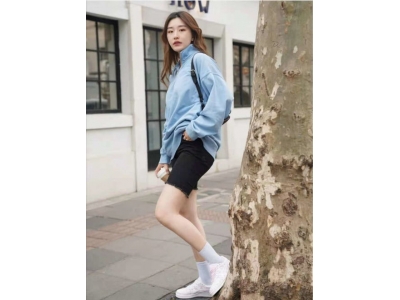 女孩什么衣服搭配