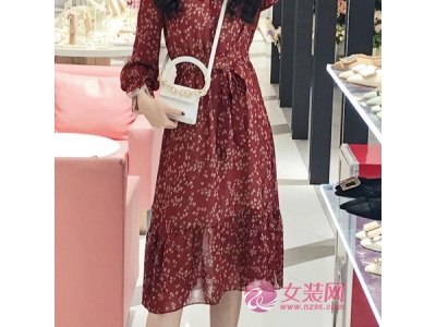 如何女性衣服如何搭配美学