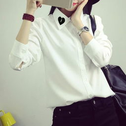 奶白色搭配什么衣服好看