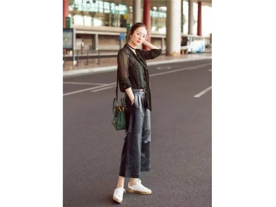 175女生衣服搭配