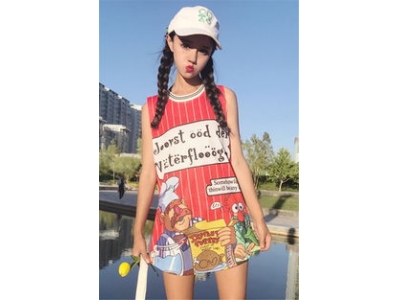长款无袖怎么搭配衣服欣赏