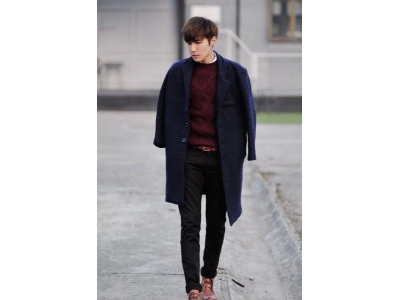 男毛呢外套休闲外套搭配什么衣服(男士毛呢大衣