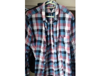 方格衣服搭配什么裤子(格子衣服,格子裤怎么搭更