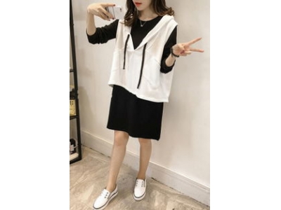 搭配衣服女夏季小黑裙(微胖女孩夏天如何穿衣搭