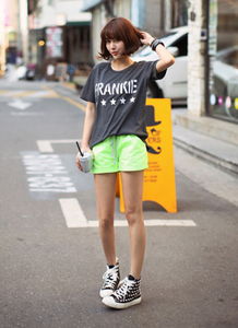 胖mm如何搭配衣服夏季(胖人夏天穿什么好看胖女