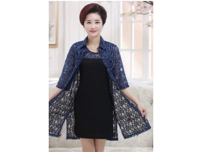 中妇女搭配衣服技巧(四十至五十岁女人穿衣技巧