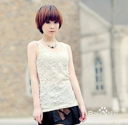 棕色短发搭配哪样的衣服好看(棕色头发配什么颜