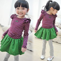 儿童衣服色系搭配(两岁以下孩子的衣服颜色怎么