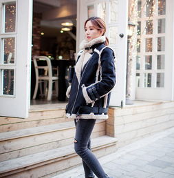 羊羔绒搭配什么衣服