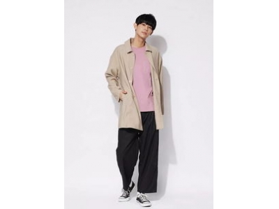 男生粉色短袖怎么搭配衣服