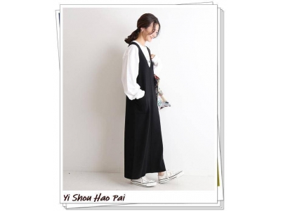 卡其色针织连衣裙搭配衣服