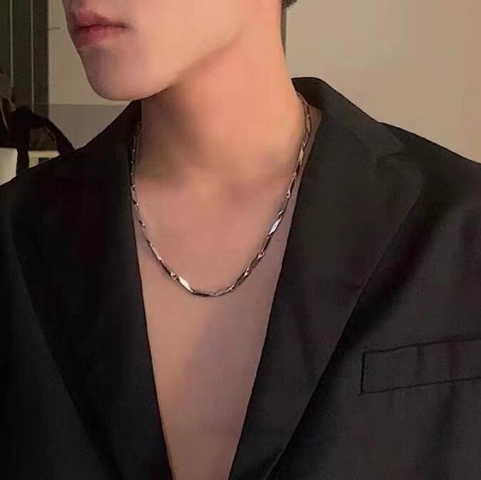 明星穿搭男时尚(男明星时尚穿衣搭配)