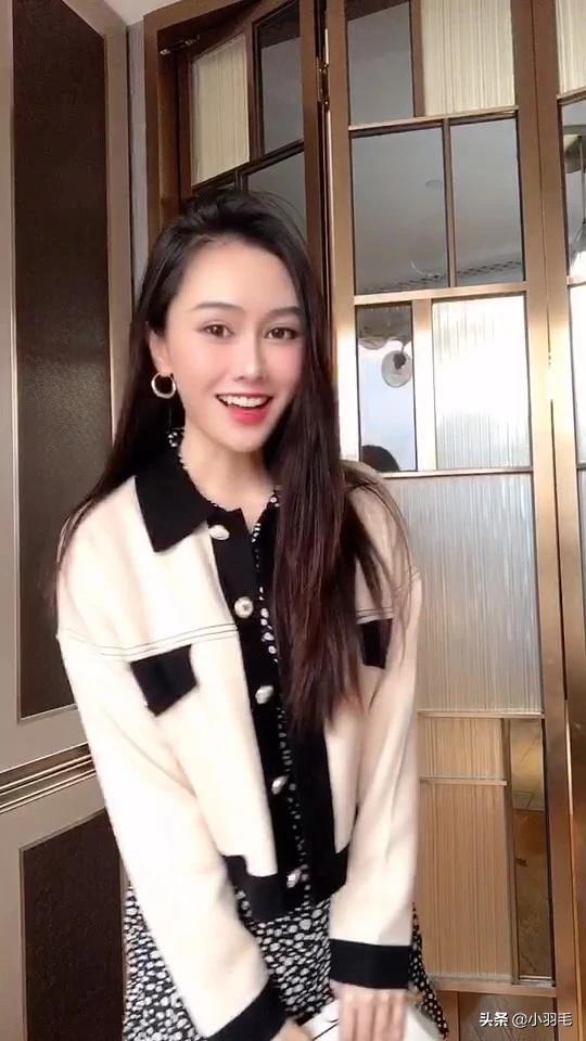 今年流行什么类型女装？有没有相关数据分析？