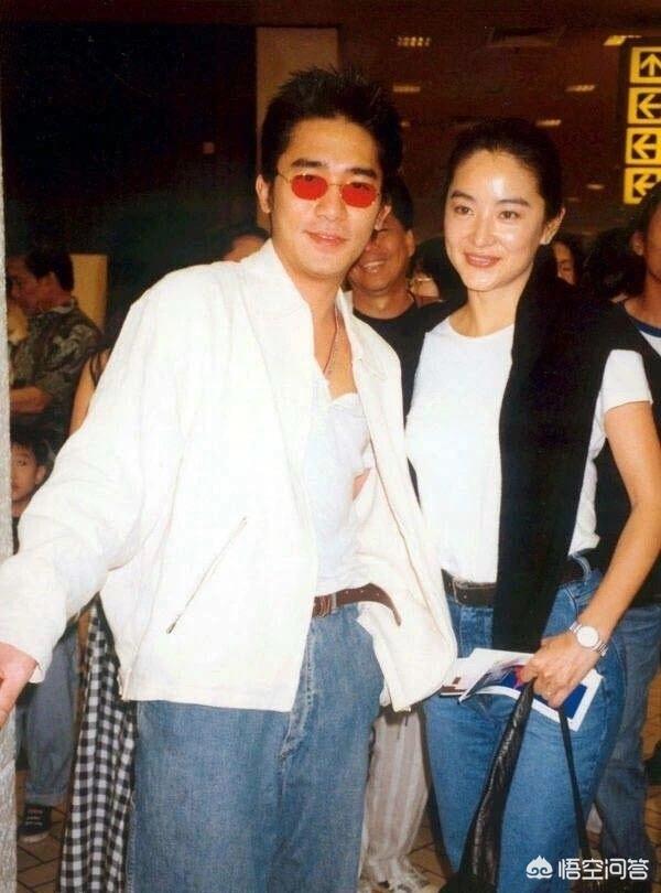 想穿港风，该怎样搭配衣服？
